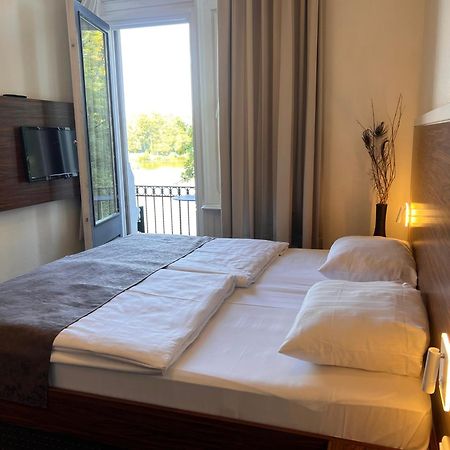Hotel Excellent Lübeck Extérieur photo